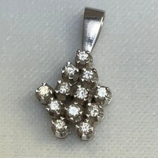 Atemberaubender 585 Diamant Kettenanhäner mit 12 Diamanten in blumiger Fassung