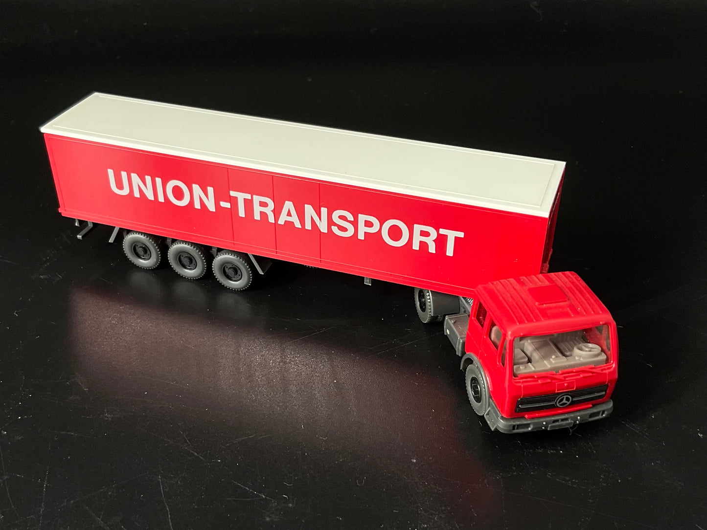 Wiking Union-Transport Sattelzug