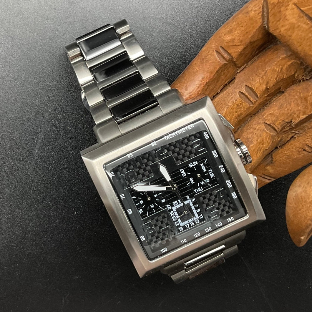 Silber-schwarze Alexander Milton Uhr