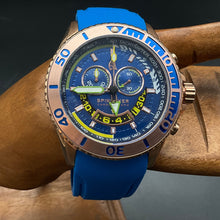 Lade das Bild in den Galerie-Viewer, Blaue Spinnaker SP-5021 Armbanduhr

