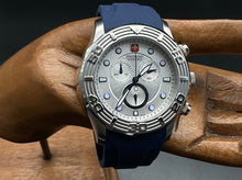 Lade das Bild in den Galerie-Viewer, Silber-blaue Swiss Military Hanowa Uhr
