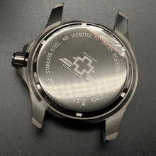 Lade das Bild in den Galerie-Viewer, Rot schwarze Swiss Combat Forces Uhr
