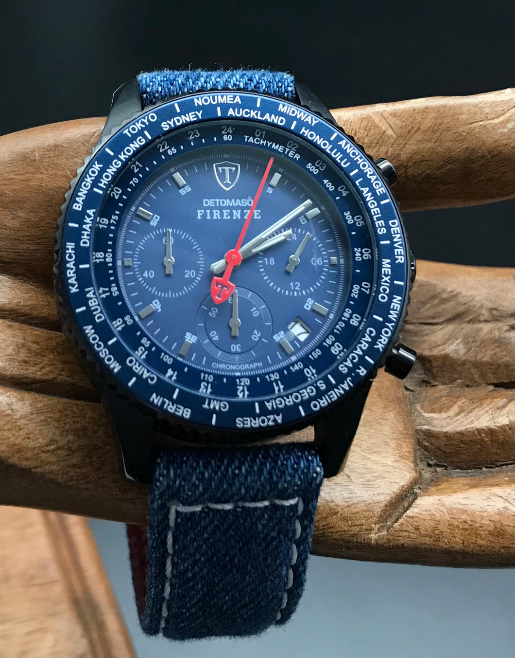 Blaue Detomaso Firenze Uhr