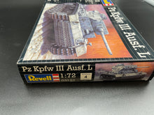 Lade das Bild in den Galerie-Viewer, Revell Pz Kpfw III Ausf. L Modellbausatz
