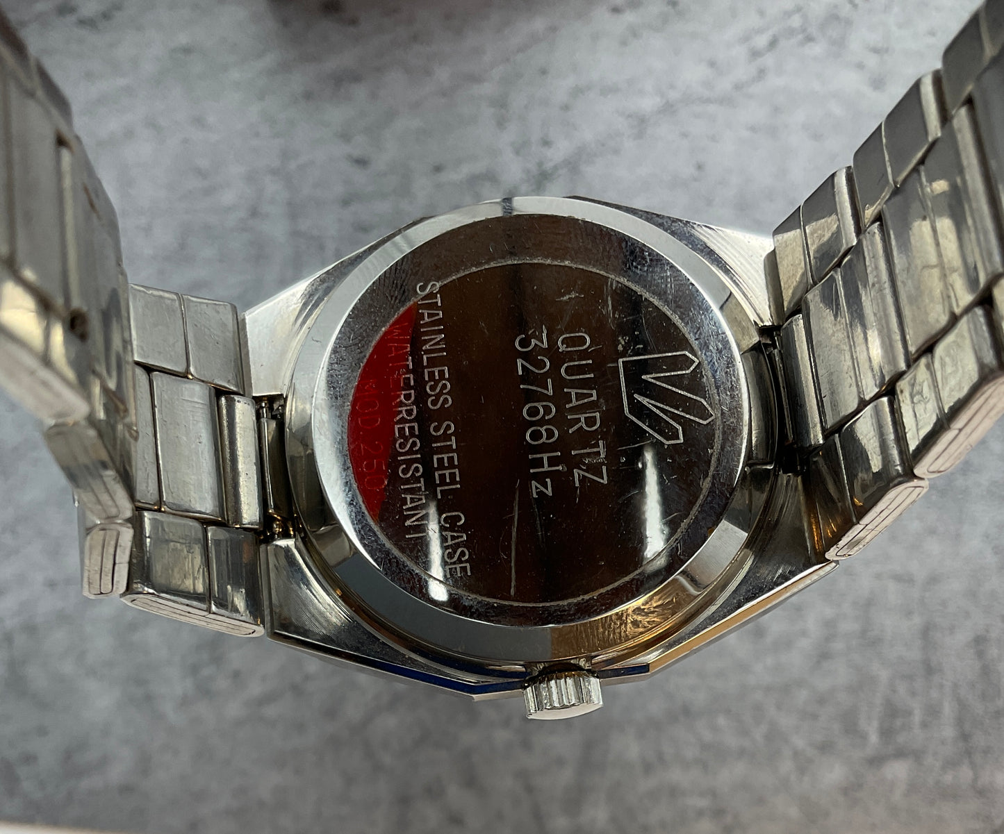 Des cartes Uhr, Armbanduhr 32768 hz mit Datumsanzeige