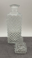 Lade das Bild in den Galerie-Viewer, Bleikristall Karaffe aus Glas, Dekanter mit Verschluß, mit Glaskorken, Likör Flasche
