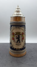 Lade das Bild in den Galerie-Viewer, Porzellankrug, Bierkrug mit Henkel u. Zinndeckel, Berliner Wappen, Western Germany
