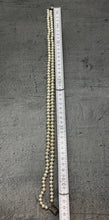 Lade das Bild in den Galerie-Viewer, Modeschmuck Perlen Kette, mit 925 Silber Verschluss, Cremeweiss
