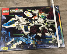 Lade das Bild in den Galerie-Viewer, LEGO System 6982 Space Exploriens Starship
