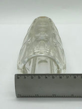 Lade das Bild in den Galerie-Viewer, Kristall Bleikristall Vase Höhe 18 cm, handgeschliffen
