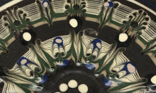Lade das Bild in den Galerie-Viewer, Wandteller Keramik, braun gemustert, Deko, 26,5 cm Durchmesser
