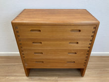 Lade das Bild in den Galerie-Viewer, Schubladenschrank klein, dänisches Design(677)
