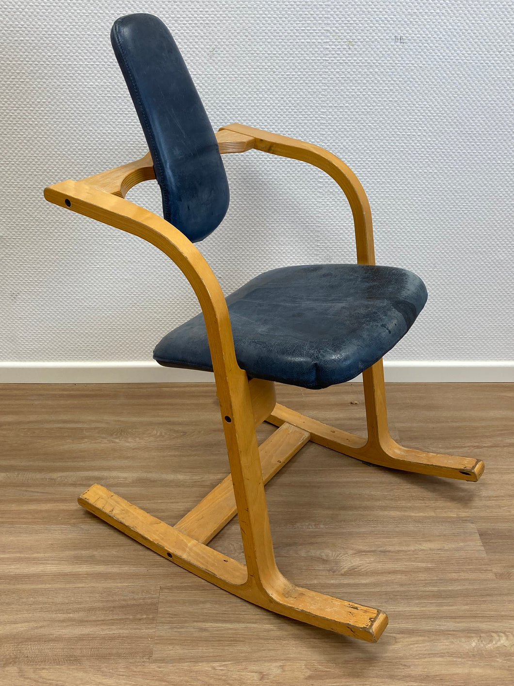 Stokke Stuhl, Bewegungsstuhl(Pol)
