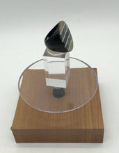 Laden und Abspielen von Videos im Galerie-Viewer, Ring aus Holz - Perlmutt - Handarbeit-gestreift Ringgröße: 17,5 mm
